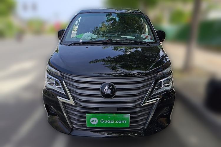 Used FORTHING Lingzhi 2022 Entry-Level M5L 1.6L Comfort Version 7 Seats Front