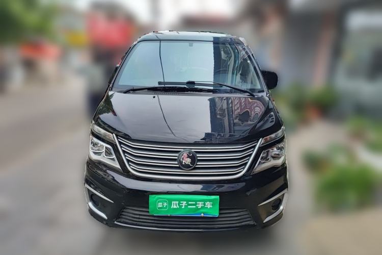Used FORTHING Lingzhi 2022 M5 1.6L Practical 7-Seater Front