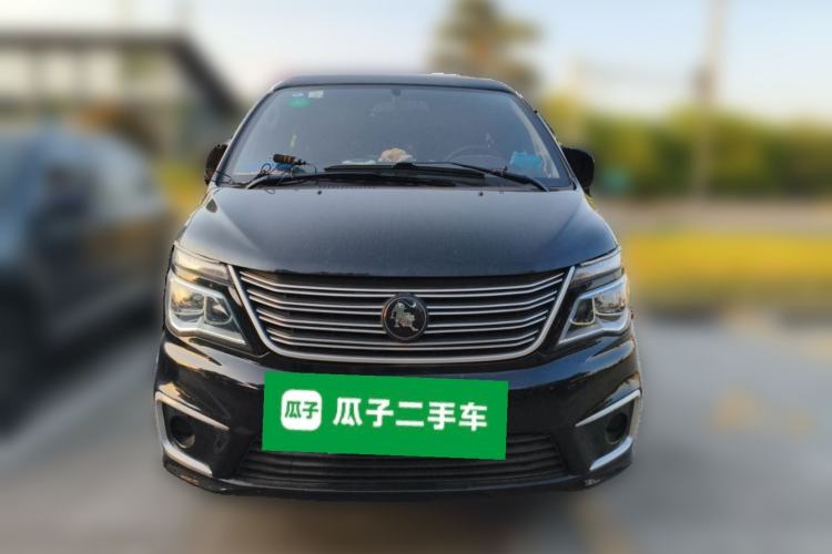 Used FORTHING Lingzhi 2022 M5 1.6L Practical 7-Seater Front