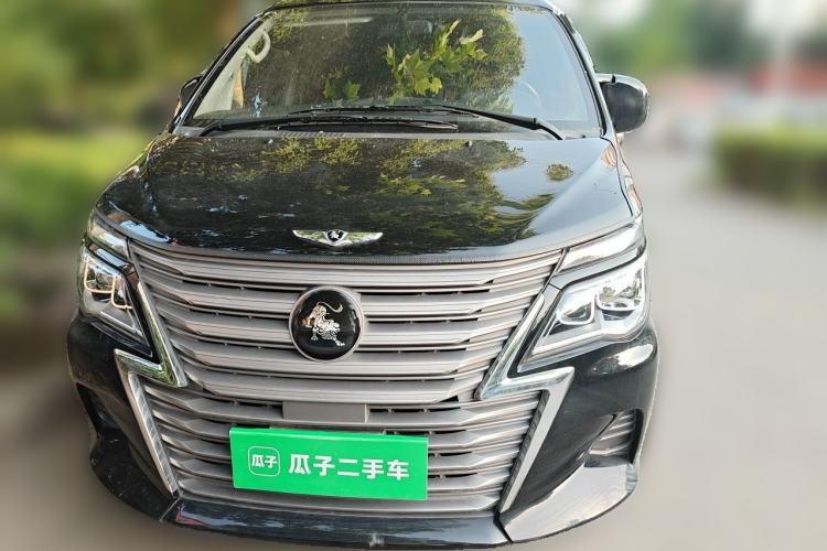 Used FORTHING Lingzhi 2022 M5 1.6L Practical 7-Seater Front