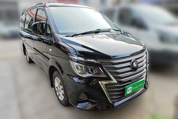 Used FORTHING Lingzhi 2022 Striving Version M5L 1.6L Luxury 7-Seater Front Right 45 Deg