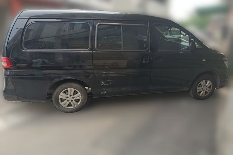 Used FORTHING Lingzhi 2022 M5L 1.6L Utility Model 7 Seats Front Right 45 Deg