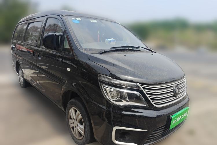 Used FORTHING Lingzhi 2022 M5L 1.6L Utility Model 7 Seats Front Right 45 Deg