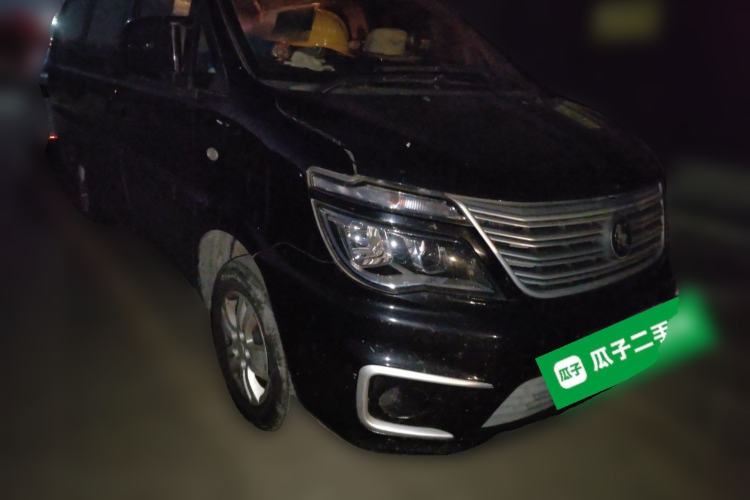 Used FORTHING Lingzhi 2022 M5L 1.6L Utility Model 7 Seats Front Right 45 Deg