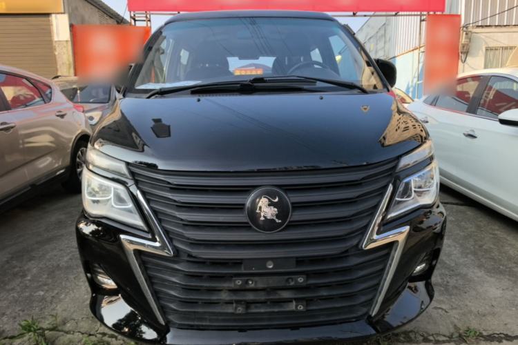 Used FORTHING Lingzhi 2022 Entry-Level M5 1.6L Luxury Version 7 Seats Front