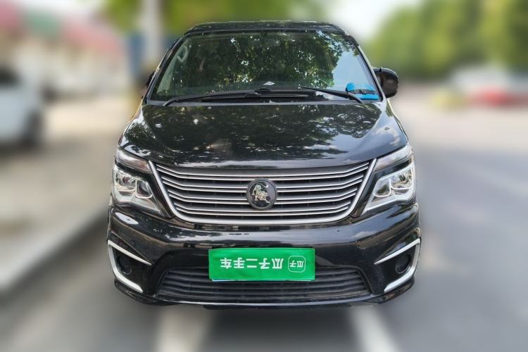Used FORTHING Lingzhi 2022 M5 1.6L Practical 7-Seater Front