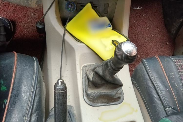 Used FORTHING Lingzhi 2022 M5L 1.6L Utility Model 7 Seats Gear Lever