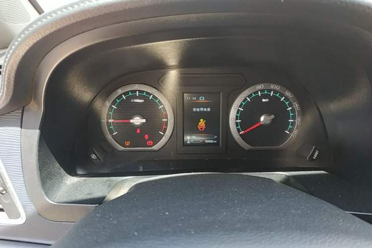 Used FORTHING Lingzhi 2022 Striving Version M5L 1.6L Luxury 7-Seater Instrument Cluster