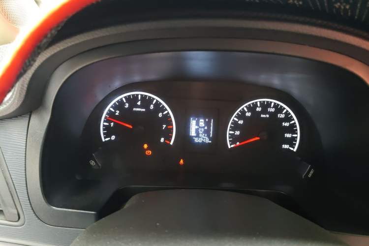 Used FORTHING Lingzhi 2022 M5 1.6L Practical Model 5 Seats Instrument Cluster