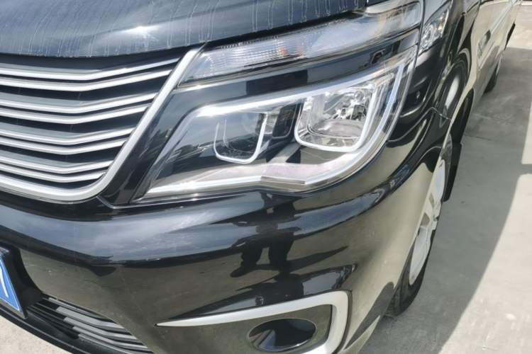 Used FORTHING Lingzhi 2022 M5 1.6L Practical Model 5 Seats Left Front Headlight