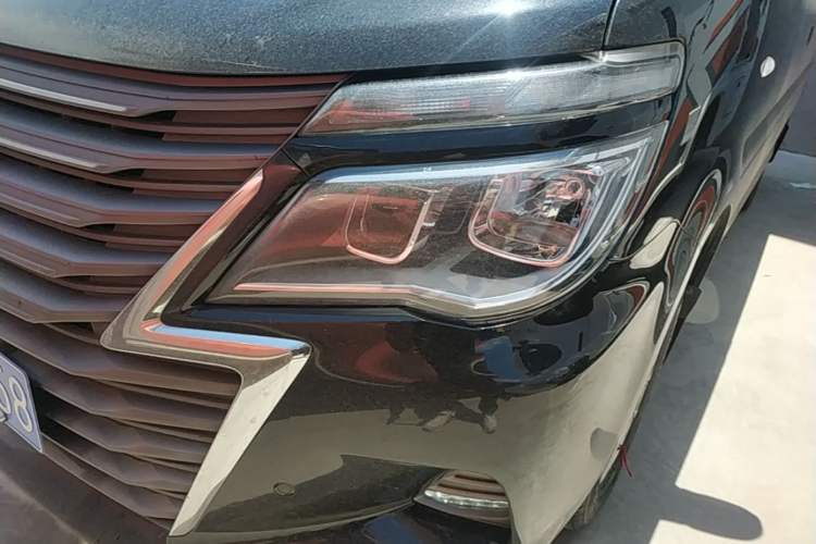 Used FORTHING Lingzhi 2022 Striving Version M5L 1.6L Luxury 7-Seater Left Front Headlight