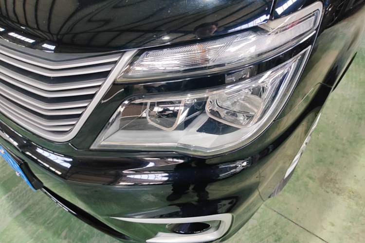 Used FORTHING Lingzhi 2022 M5L 1.6L Utility Model 7 Seats Left Front Headlight