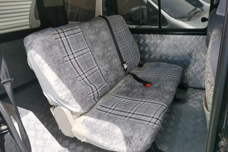 Used FORTHING Lingzhi 2022 M5 1.6L Practical Model 5 Seats Left Rear Seat