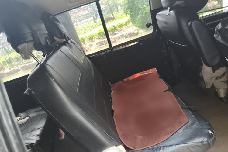 Used FORTHING Lingzhi 2022 M5 1.6L Practical 7-Seater Left Rear Seat