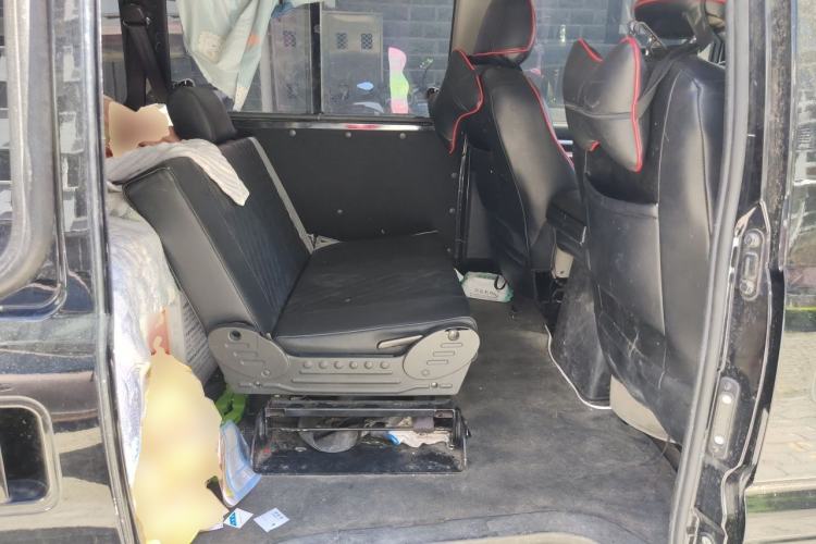 Used FORTHING Lingzhi 2022 M5L 1.6L Utility Model 7 Seats Left Rear Seat