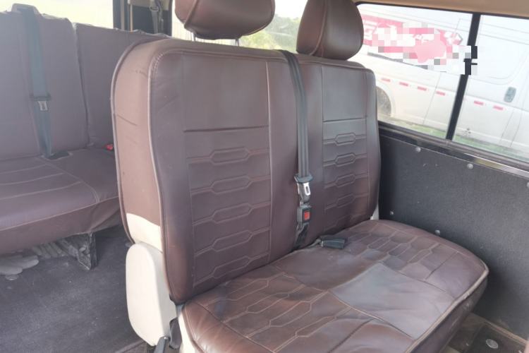 Used FORTHING Lingzhi 2022 M5 1.6L Practical 7-Seater Left Rear Seat