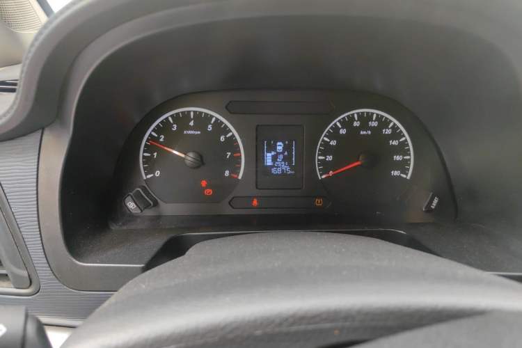 Used FORTHING Lingzhi 2022 M5 1.6L Practical Model 5 Seats Odometer Close Up