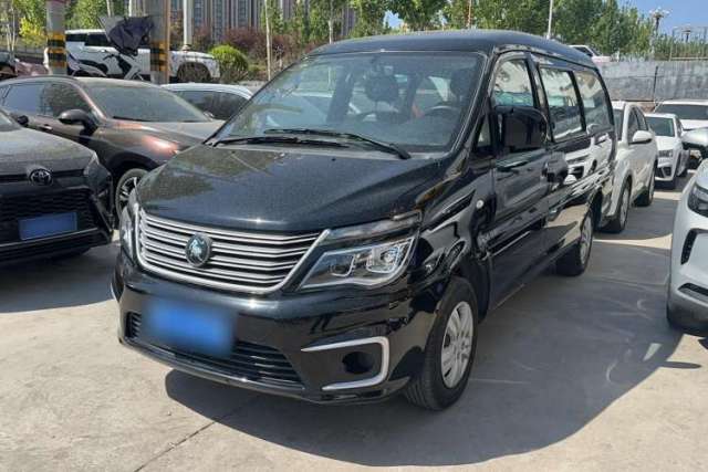 Used FORTHING Lingzhi 2022 M5L 1.6L Utility Model 7 Seats