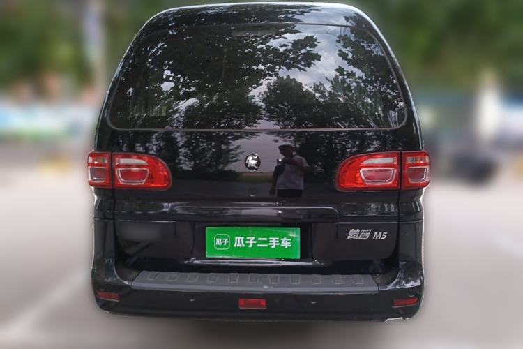 Used FORTHING Lingzhi 2022 Entry-Level M5L 2.0L Basic Version 7 Seats Rear