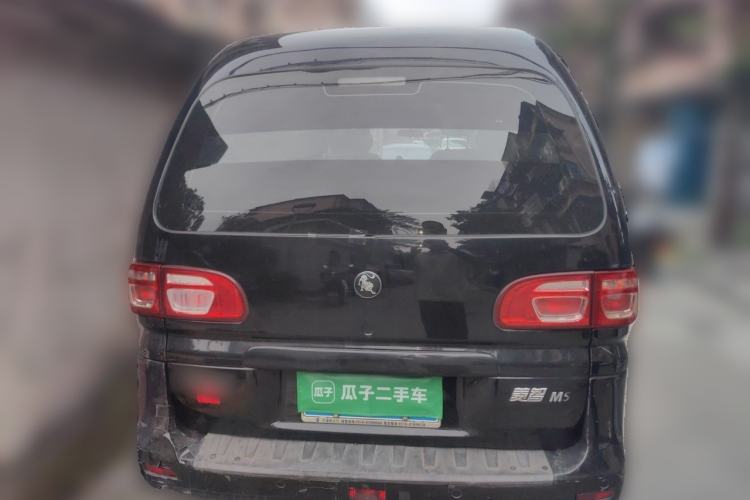 Used FORTHING Lingzhi 2022 M5L 1.6L Utility Model 7 Seats Rear