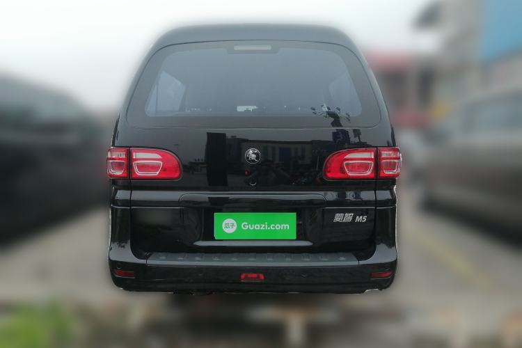 Used FORTHING Lingzhi 2022 M5 1.6L Practical 7-Seater Rear