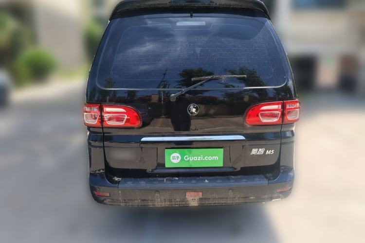 Used FORTHING Lingzhi 2022 Entry-Level M5L 1.6L Comfort Version 7 Seats Rear