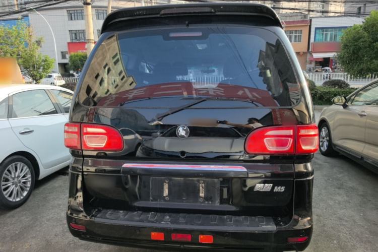 Used FORTHING Lingzhi 2022 Entry-Level M5 1.6L Luxury Version 7 Seats Rear
