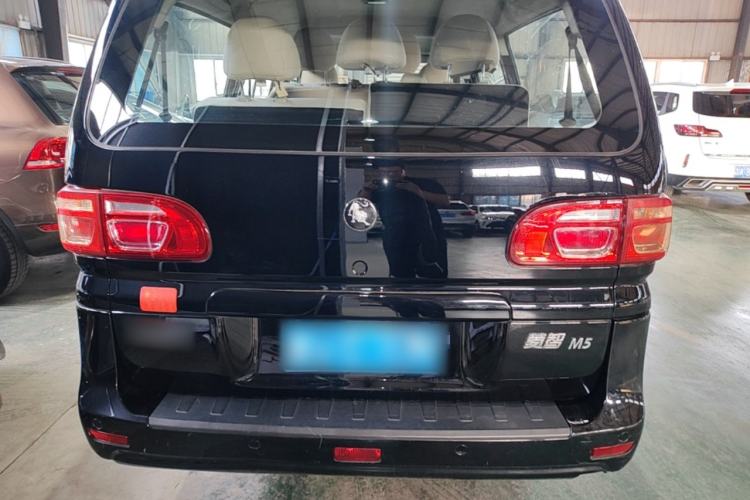 Used FORTHING Lingzhi 2022 M5L 1.6L Utility Model 7 Seats Rear