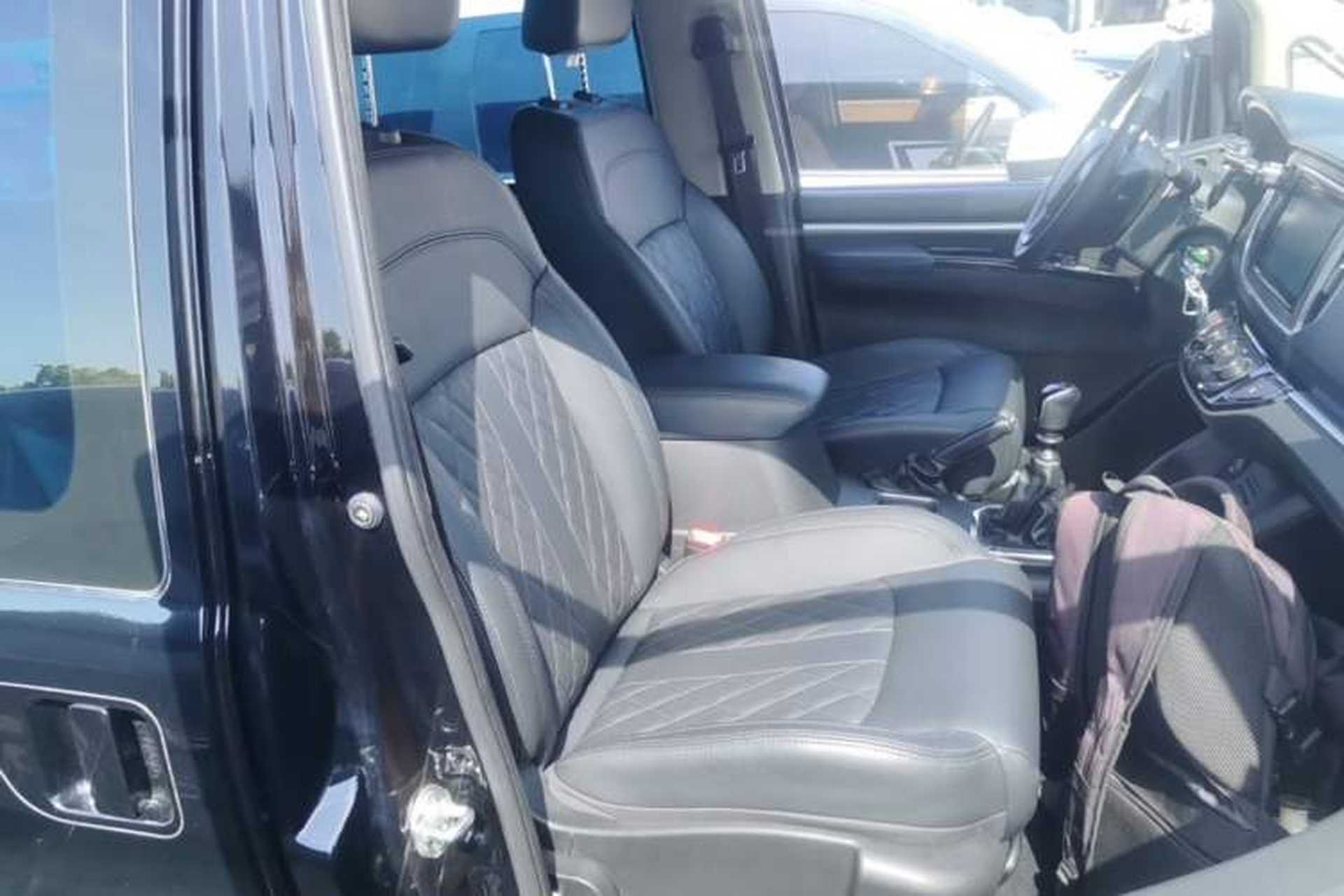 Used FORTHING Lingzhi 2022 Striving Version M5L 2.0L Luxury 7-Seater Right Front Seat