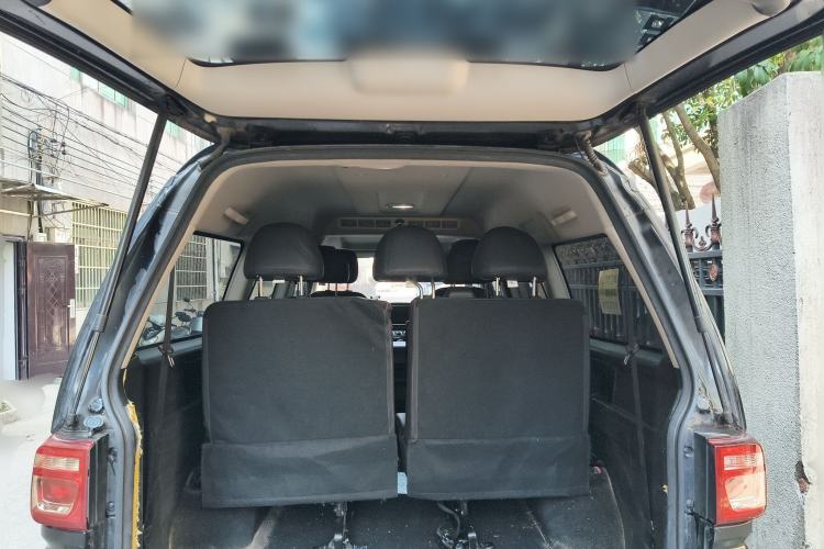 Used FORTHING Lingzhi 2022 Striving Version M5L 2.0L Luxury 7-Seater Trunk
