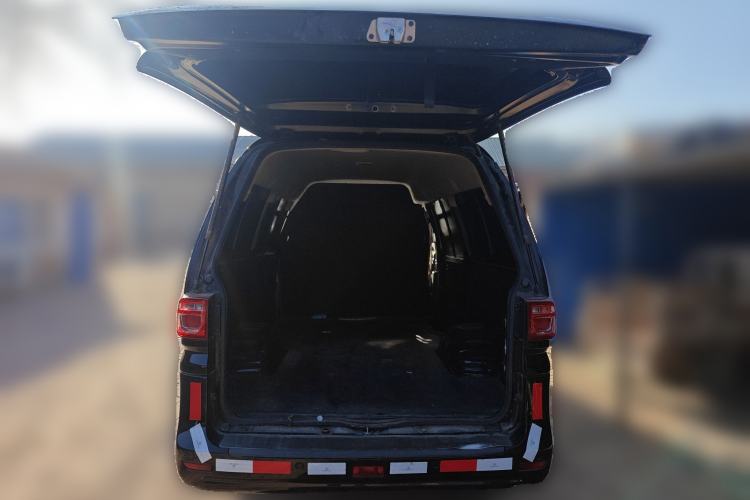 Used FORTHING Lingzhi 2022 V3 1.6L Base Model 2 Seats Trunk