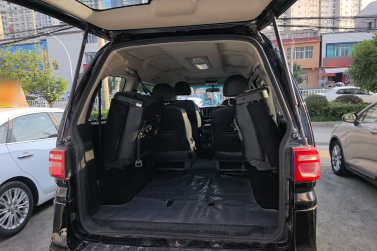 Used FORTHING Lingzhi 2022 Entry-Level M5 1.6L Luxury Version 7 Seats Trunk