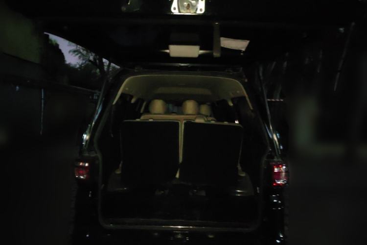 Used FORTHING Lingzhi 2022 Striving Version M5L 1.6L Base Model 7 Seats Trunk