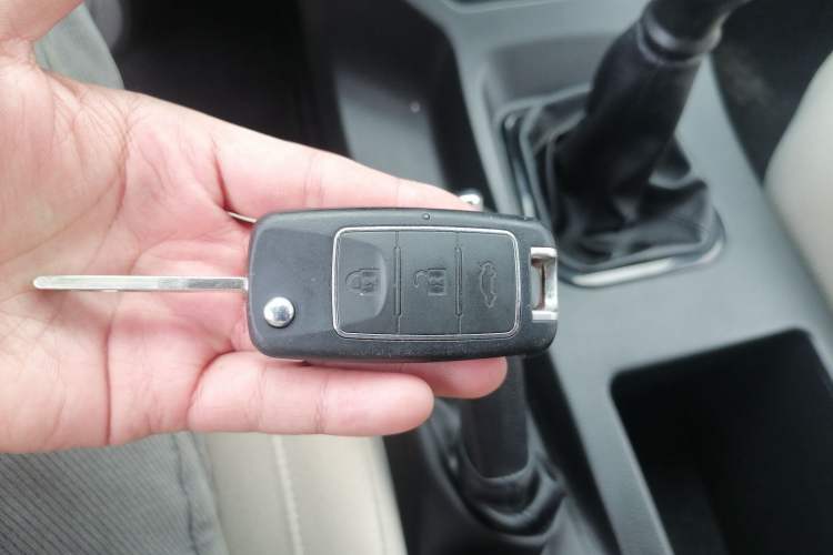 Used FORTHING Lingzhi 2022 M5 1.6L Practical 7-Seater Vehicle Key