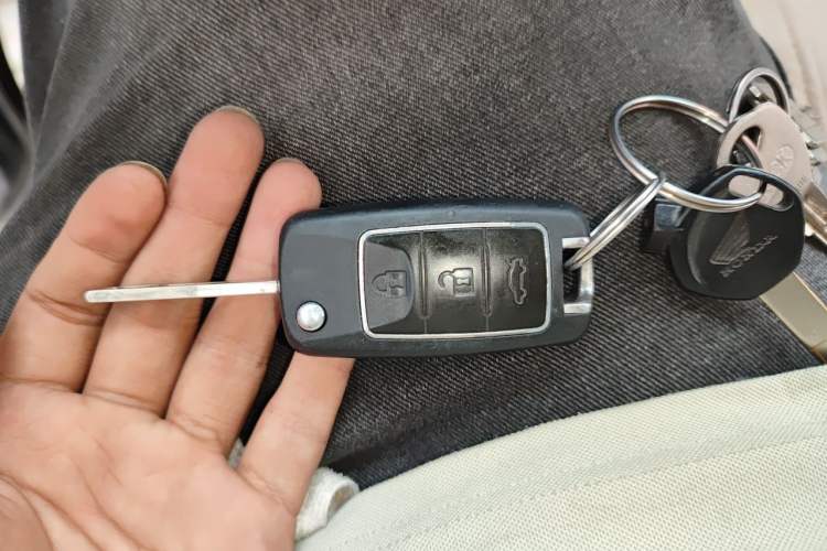 Used FORTHING Lingzhi 2022 M5 1.6L Practical 7-Seater Vehicle Key