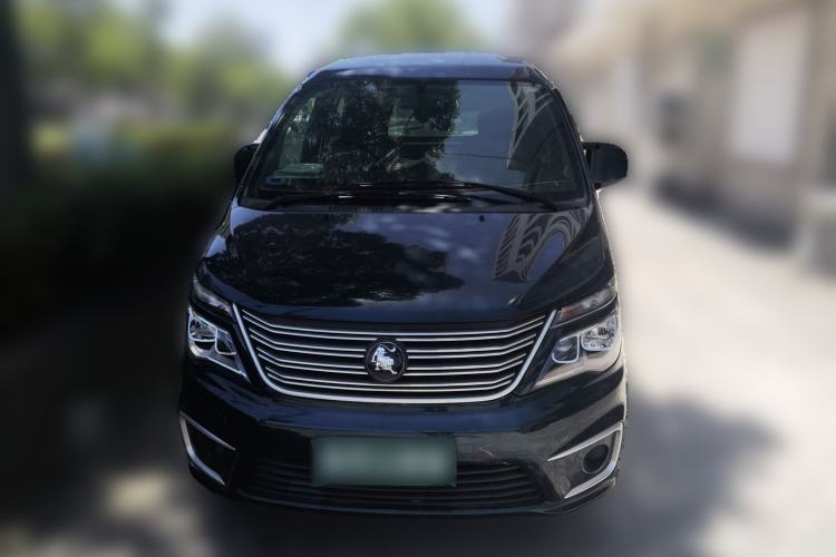 Used FORTHING Lingzhi 2022 M5 1.6L Practical 7-Seater Front