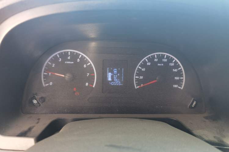 Used FORTHING Lingzhi 2022 M5 1.6L Practical 7-Seater Instrument Cluster