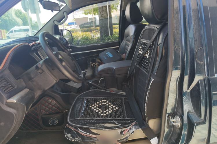 Used FORTHING Lingzhi 2022 M5 1.6L Practical 7-Seater Left Front Seat