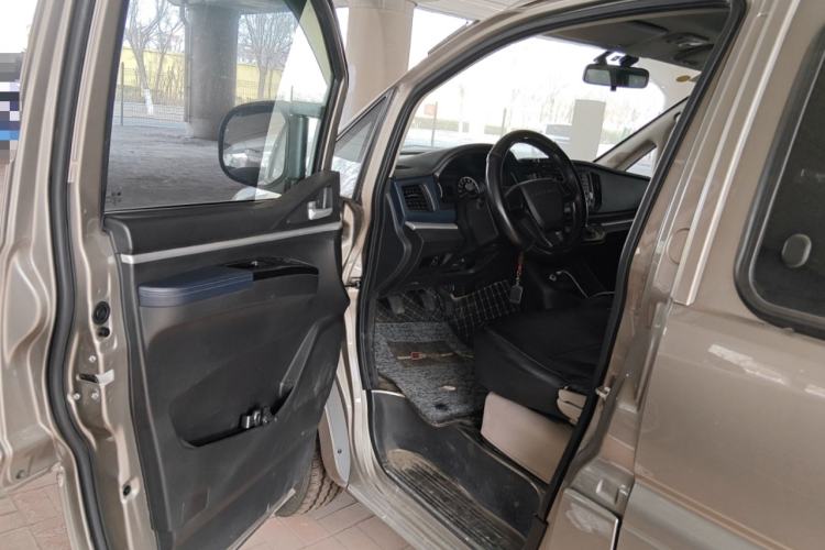 Used FORTHING Lingzhi 2022 M5L 1.6L Utility Model 7 Seats Driver Seat