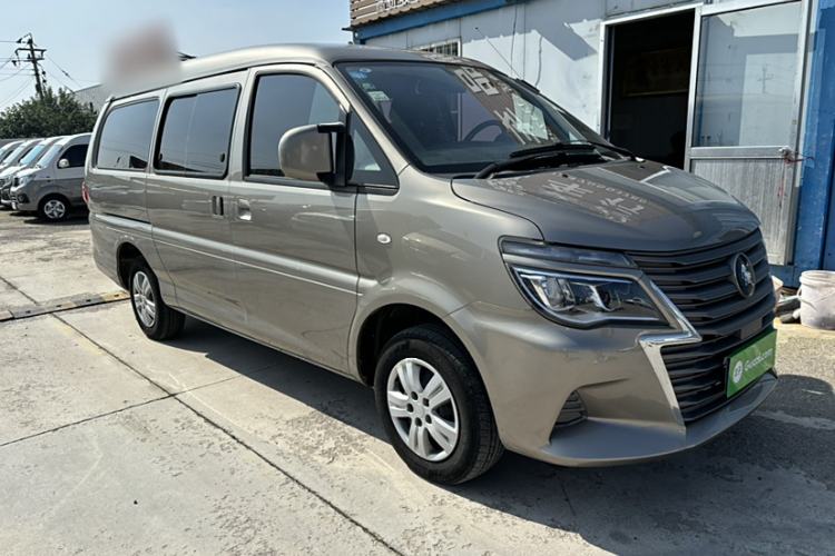 Used FORTHING Lingzhi 2022 Striving Version M5L 2.0L Basic Model 9-Seater Exterior 3