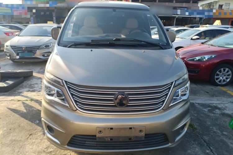 Used FORTHING Lingzhi 2022 M5L 1.6L Utility Model 7 Seats Front