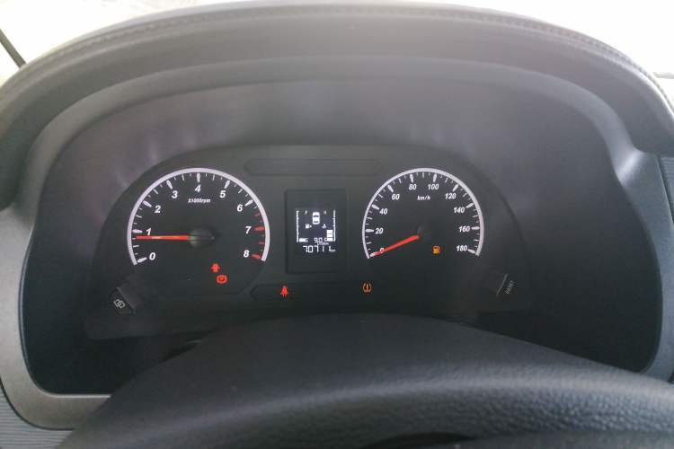 Used FORTHING Lingzhi 2022 M5L 2.0L Utility Model 7 Seats Instrument Cluster