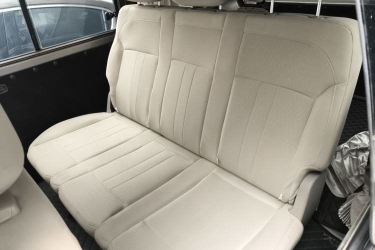 Used FORTHING Lingzhi 2022 M5 1.6L Practical Model 5 Seats Left Rear Seat
