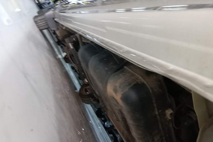 Used FORTHING Lingzhi 2022 Striving Version M5L 1.6L Luxury 7-Seater Left Side Sill