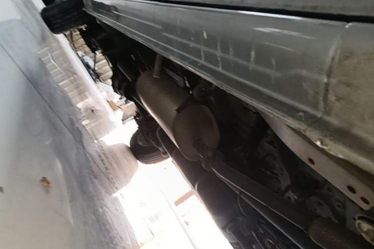 Used FORTHING Lingzhi 2022 Striving Version M5L 1.6L Luxury 7-Seater Right Side Sill