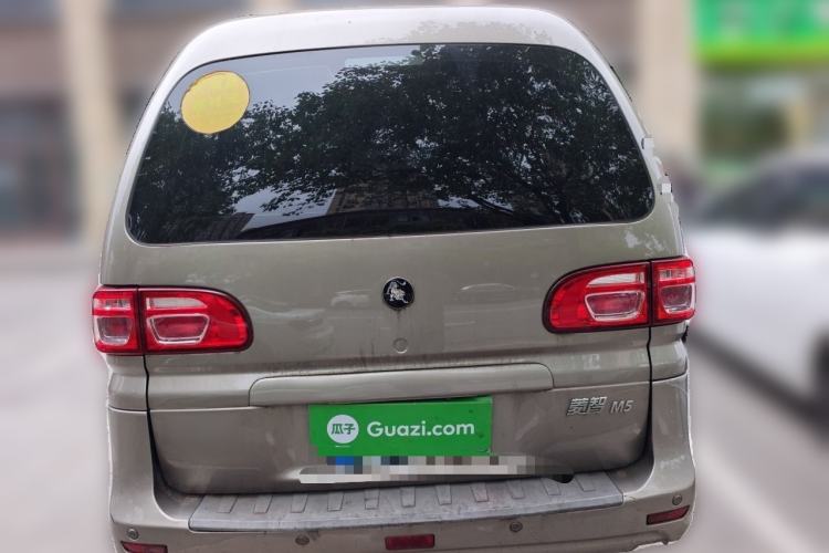 Used FORTHING Lingzhi 2022 Entry-Level M5L 2.0L Basic Version 7 Seats Exterior 4