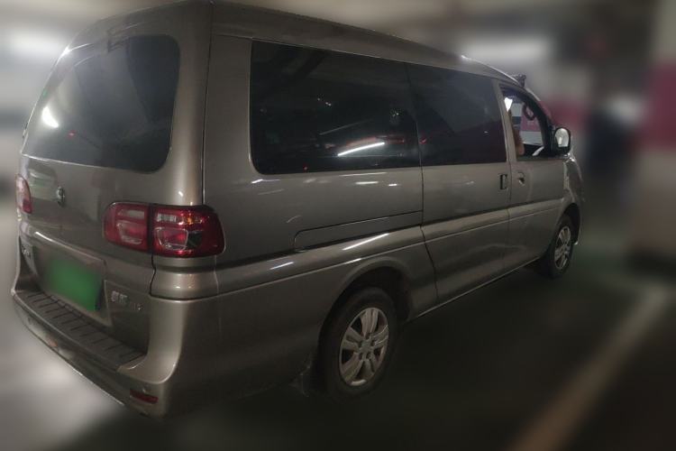 Used FORTHING Lingzhi 2022 Entry-Level M5L 2.0L Basic Version 7 Seats Exterior 5