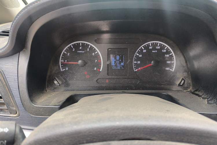 Used FORTHING Lingzhi 2022 M5L 1.6L Utility Model 7 Seats Instrument Cluster