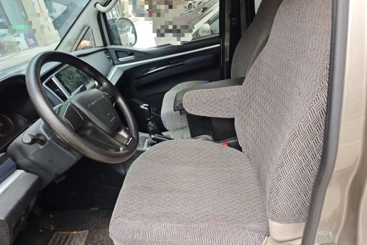 Used FORTHING Lingzhi 2022 Entry-Level M5L 2.0L Basic Version 7 Seats Left Front Seat