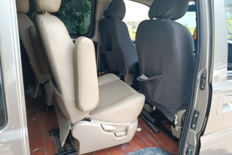 Used FORTHING Lingzhi 2022 Revised Version Workhorse Edition M5L 2.0L Base Model 7 Seats Left Rear Seat